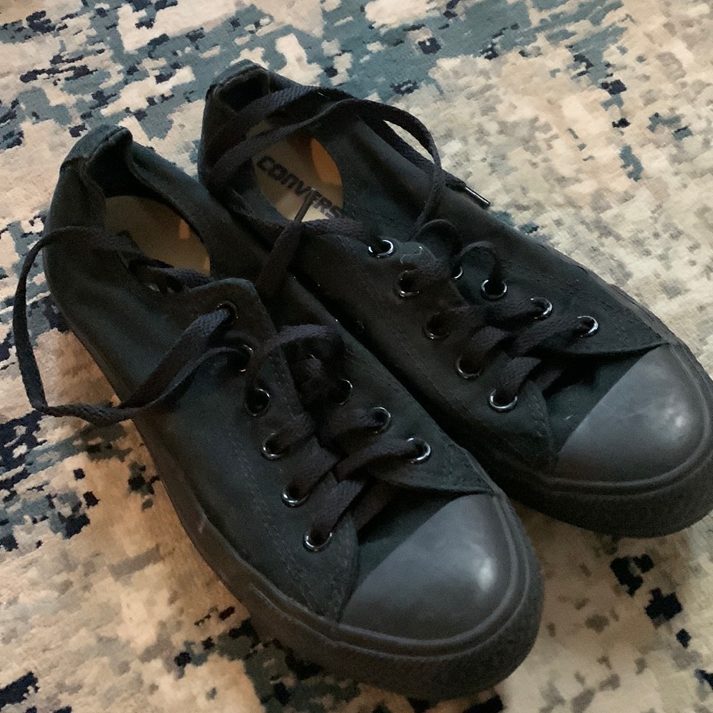 Chuck Taylor converse all star low tops